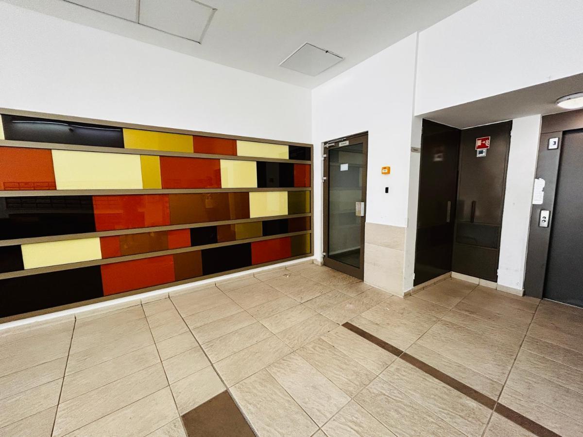 Corvin Boutique Apartment Parking In The Plaza Budapeste Exterior foto