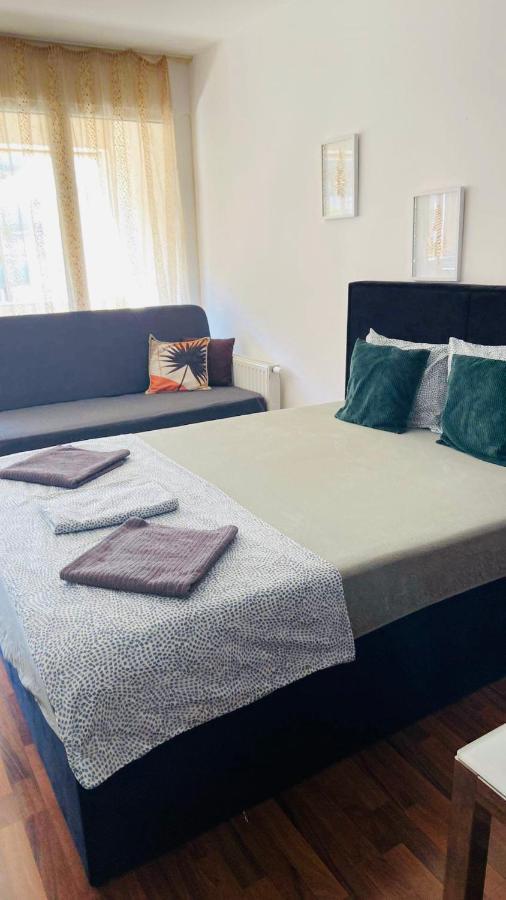 Corvin Boutique Apartment Parking In The Plaza Budapeste Exterior foto